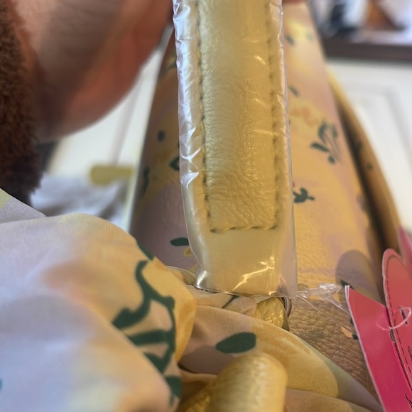 Betsey Johnson CO Staci Yellow Cream Floral crossbody & Satchel BAG w/scarf - Picture 7 of 8